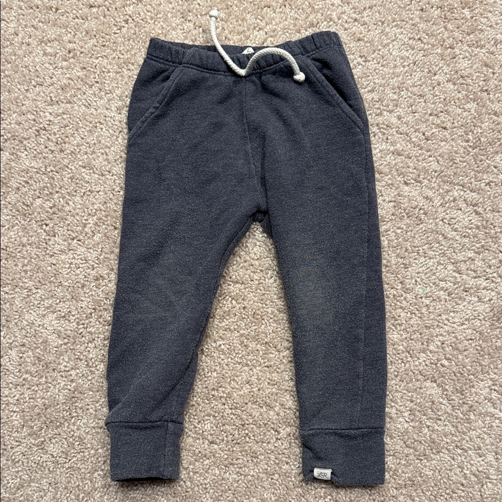 Lulu and Roo Kids Sweat pant Jogger m- Charcoal